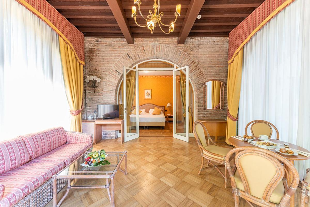 Park Hotel Villa Ariston Lido di Camaiore Exterior photo